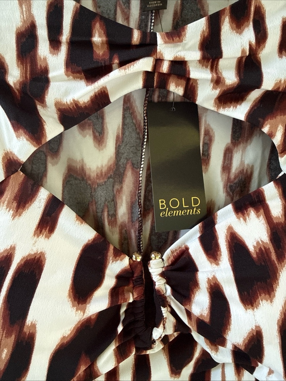 BOLD elements Brown & White Animal-Print Long Sleeve Top with Cutout - Picture 10 of 10